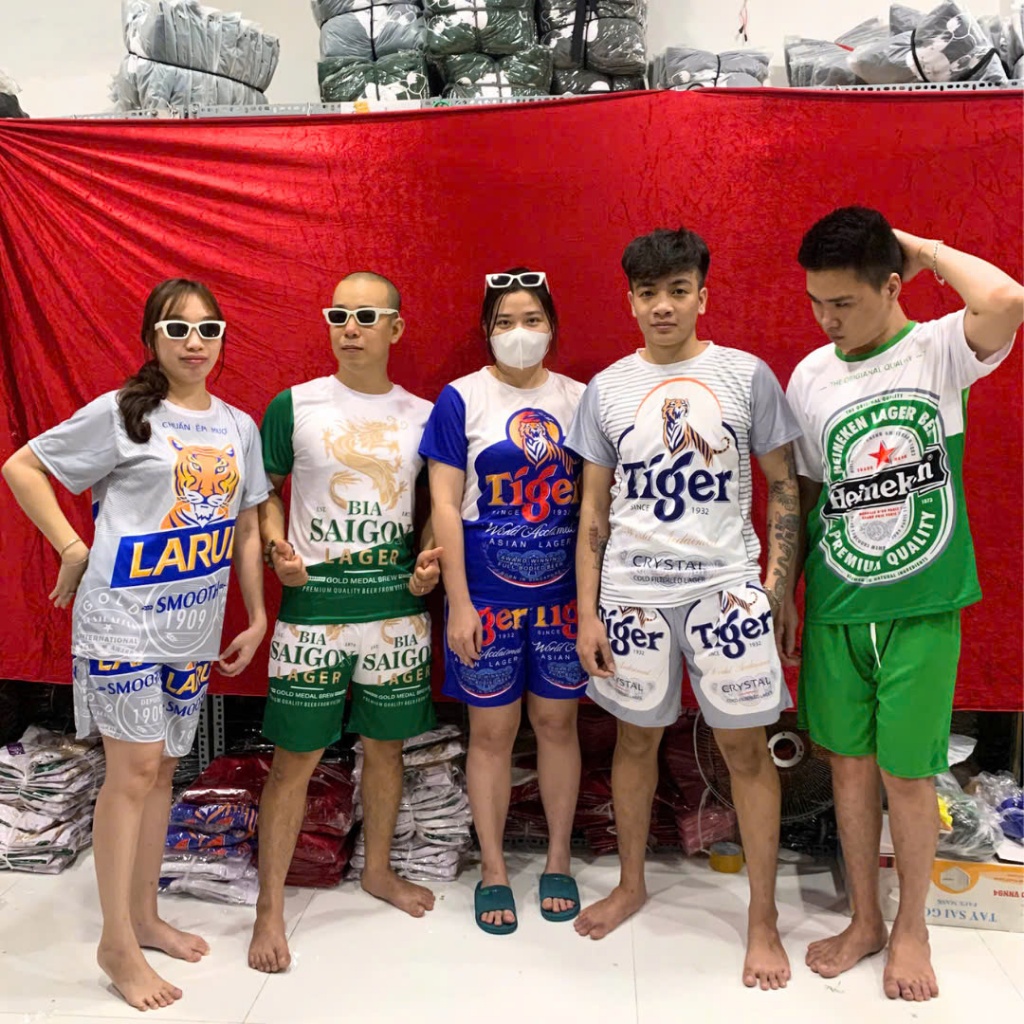Đồ Bộ Quần Áo Mặc nhóm gia đình Nam Nữ Họa Tiết Bia LARUE Mùa Hè Chất Thun Lạnh Co Giãn 4 Chiều Kl1