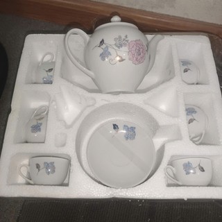 Bộ Ấm Chén Bát Tràng Hoa Hồng Tím Dung Tích 400 ML Có Hộp Pha Trà Ngày Tết