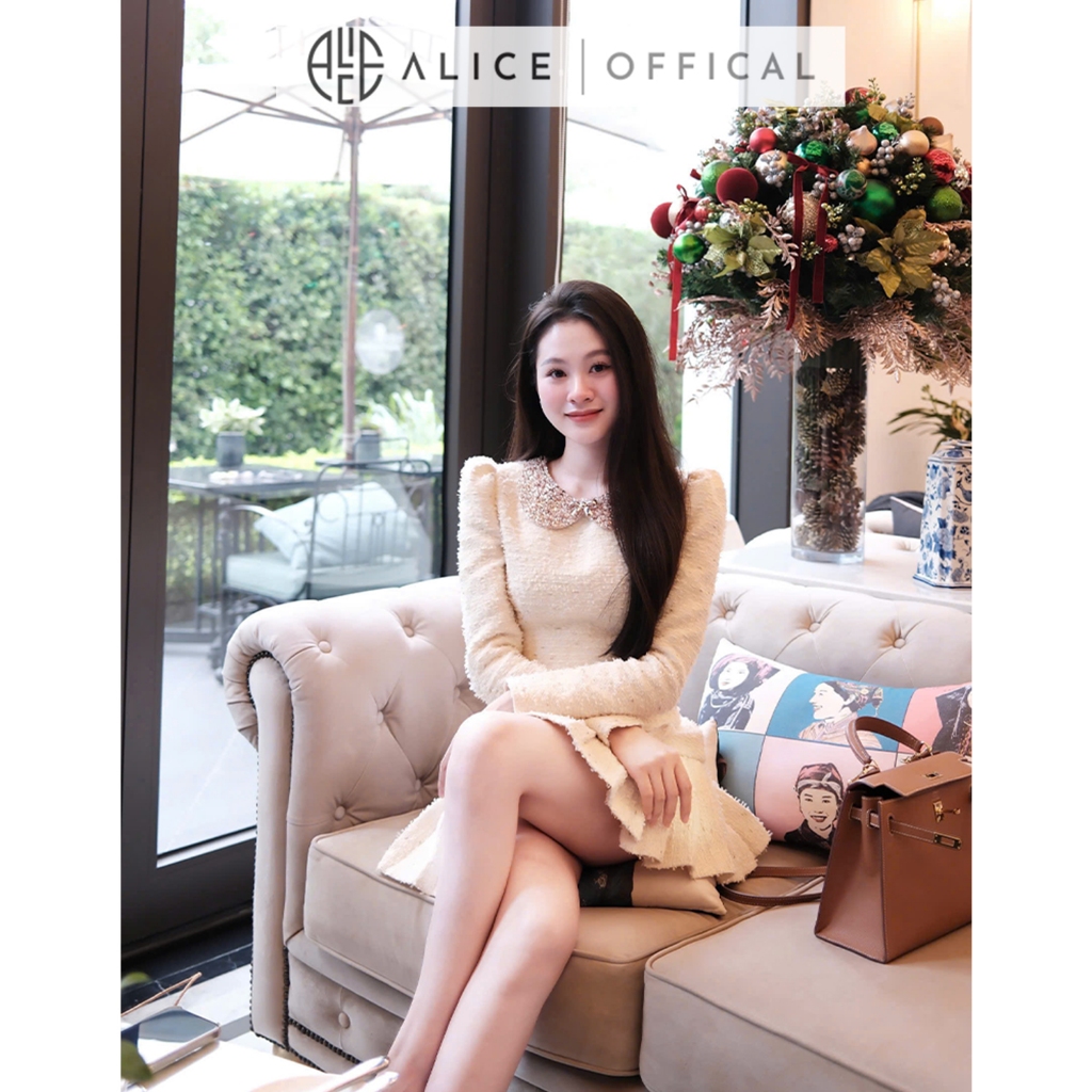 Váy Dạ Tweet Cao Cấp Nữ Alice, Áo Dài Tay Cổ Sen Đính Đá Và Nơ Nổi, Dáng Váy Xếp Ly Ngắn, Xòe Nhẹ V1292