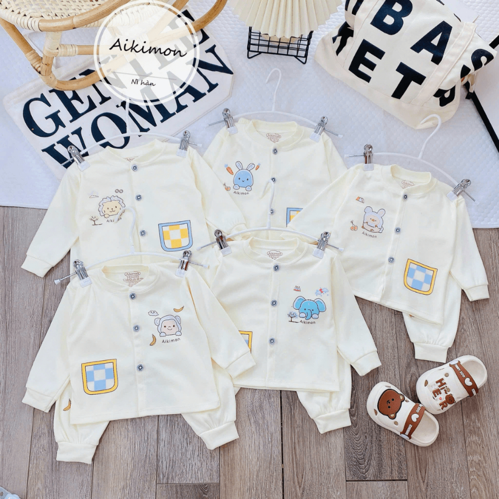 (Dày Đẹp) Bộ Nỉ Thu Đông AKIMON Cho Bé Trai Bé Gái Sơ Sinh 3-9kg nền kem phối màu mềm mịn giữ nhiệt AK01 Đậu Đậu Store
