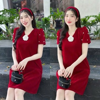 Đầm bầu dáng suông cổ tim Viba V68 màu đỏ vải nhung  kèm hoa