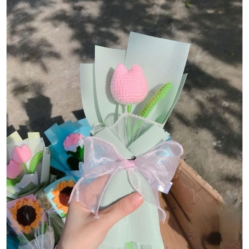 Hoa Tulip Len, Bó Hoa Tulip Tròn , Bó Hoa Tốt Nghiệp, Hoa Tulip Len Handmade