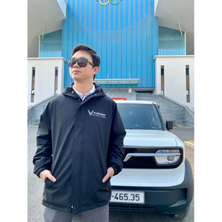 Áo khoác Vinfast nam nữ có mũ 2 lớp, freesize dưới 90kg, unisex, chống nước nhẹ. Vinfast windproof jacket
