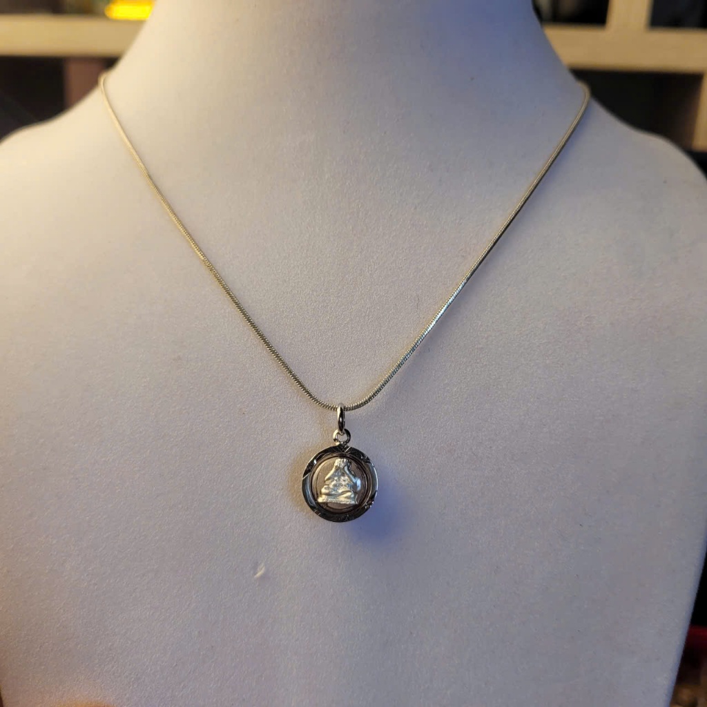 Sang trọng – Tinh tế với Mặt Dây Chuyền Bạc 1.2cm Tròn