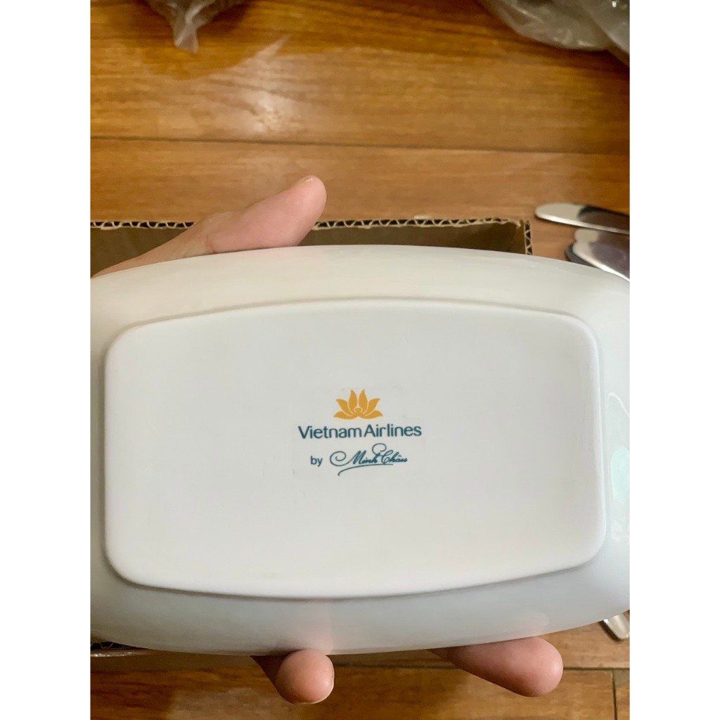 Đĩa sứ hình chữ nhật hàng không loại 1 trắng sứ kích thước 18x12x5cm | BigBuy360 - bigbuy360.vn