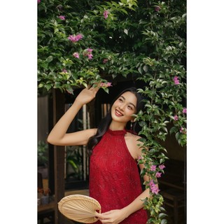 Đầm OLV cổ yếm ren hoa duyên dáng ngọt ngào Rose Lace Dress phù hợp đi chơi