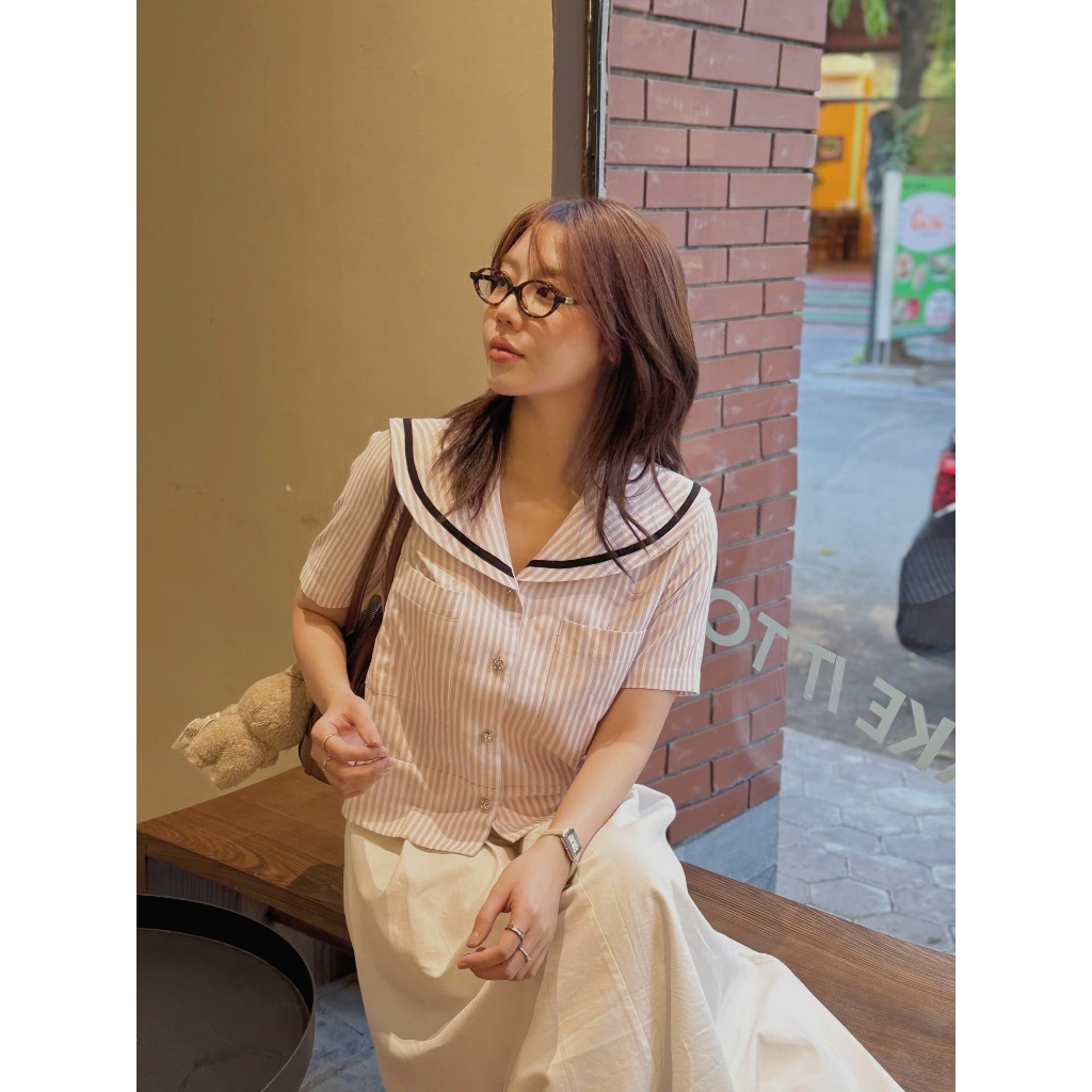 Áo Sơ Mi Nữ Kẻ Hồng Cộc Tay Cổ Thủy Thủ Dáng Ngắn Chất Thô Mềm Kiểu Hàn Quốc - SM70