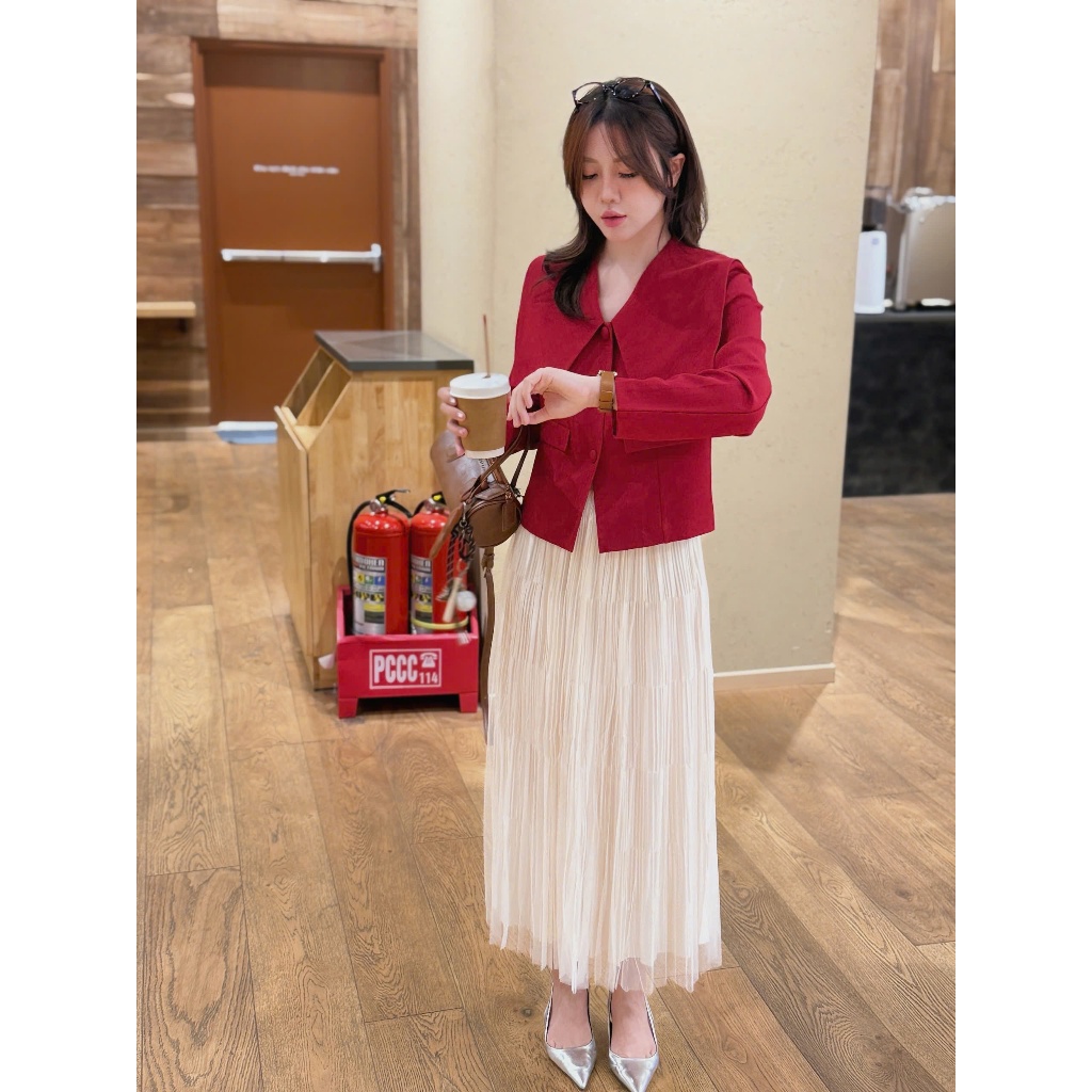 Áo Sơ Mi Nữ Dài Tay Cổ Lá Dáng Ngắn Basic Chất Xước Hàn Cao Cấp, Sơ Mi Kiểu Nữ Hàn Quốc - SM74