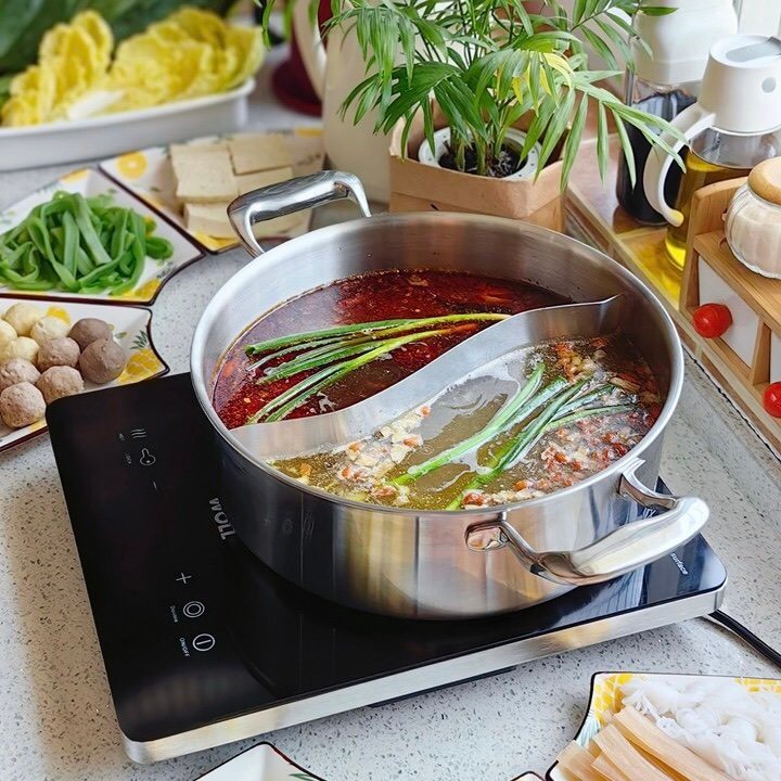 Nồi Lẩu Chia Ngăn Chockmen Có Nắp Đậy Inox Cao Cấp, Nồi Lẩu 28cm 30cm Kèm Nắp CKM307 CKM308