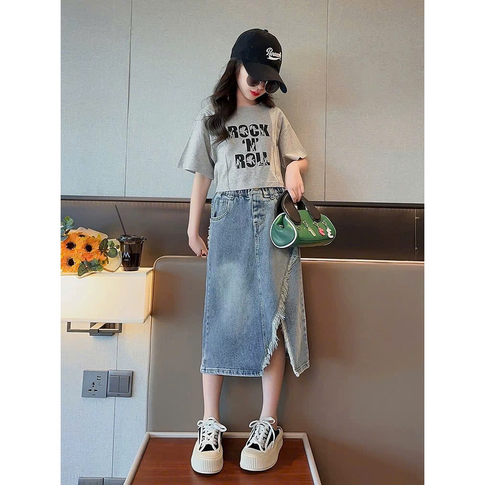 Bộ áo ren và chân váy jean xẻ đùi thời trang mẹ và bé gái 12-55kg , Sét bộ áo ren chân váy thích hợp đi chơi , đi dựtiệc