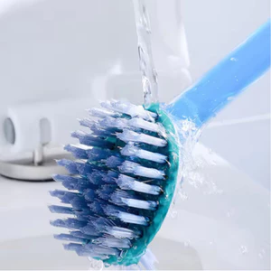 Cọ bồn cầu tiện lợi tích hợp phun nước tẩy , cọ toilet phun nước tẩy tự động 2 đầu , cọ bồn cầu đa năng
