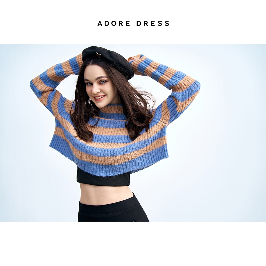 Ảnh 412KN1001 - Áo len thiết kế len dệt kẻ ngang xanh be/hồng crop  ADORE DRESS 2