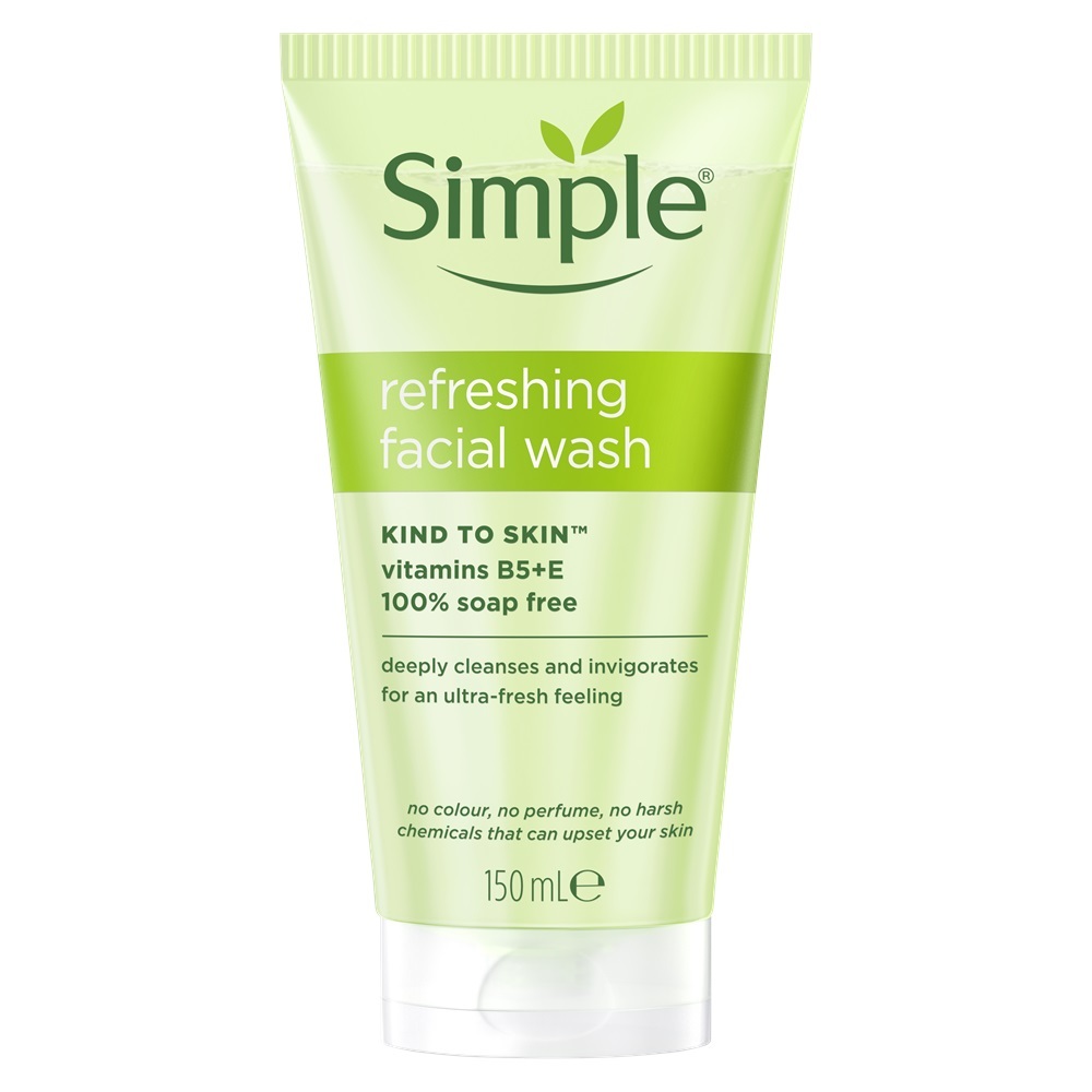 Ảnh Sữa Rửa Mặt Simple Refreshing Facial Wash Dành Cho Mọi Loại Da 150ml 2
