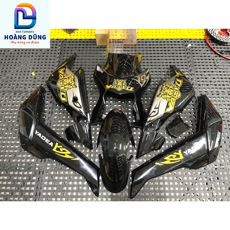 Bộ nhựa 8 món kèm đèn zinpat gắn xe X-men kèm phân loại tem (tặng 4 ốc màu) Phụ Kiện Phụ Tùng
