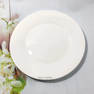 Đĩa sứ tròn trắng trơn đường kính 18cm bày đồ ăn sạch đẹp