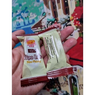 Đặc sản Sóc Trăng-Kẹo gạo lứt Tân Huê Viên,thương hiệu nổi tiếng Việt Nam,thơm ngon,giòn,xốp