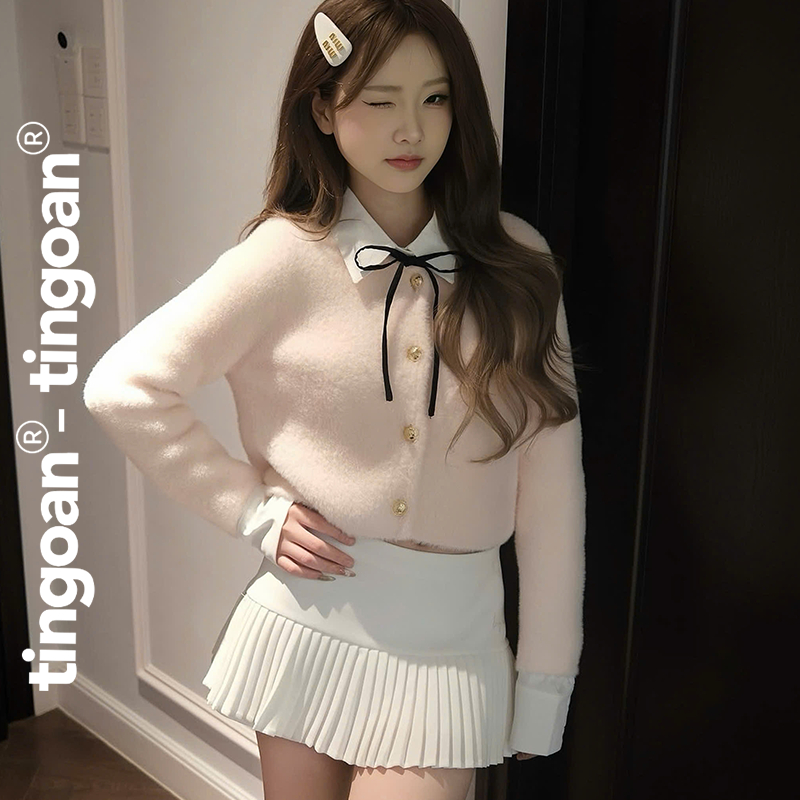 TINGOAN® - Áo len lông bông hồng nhạt dáng lửng phối cúc kim loại LISA LOVE TOP/PK