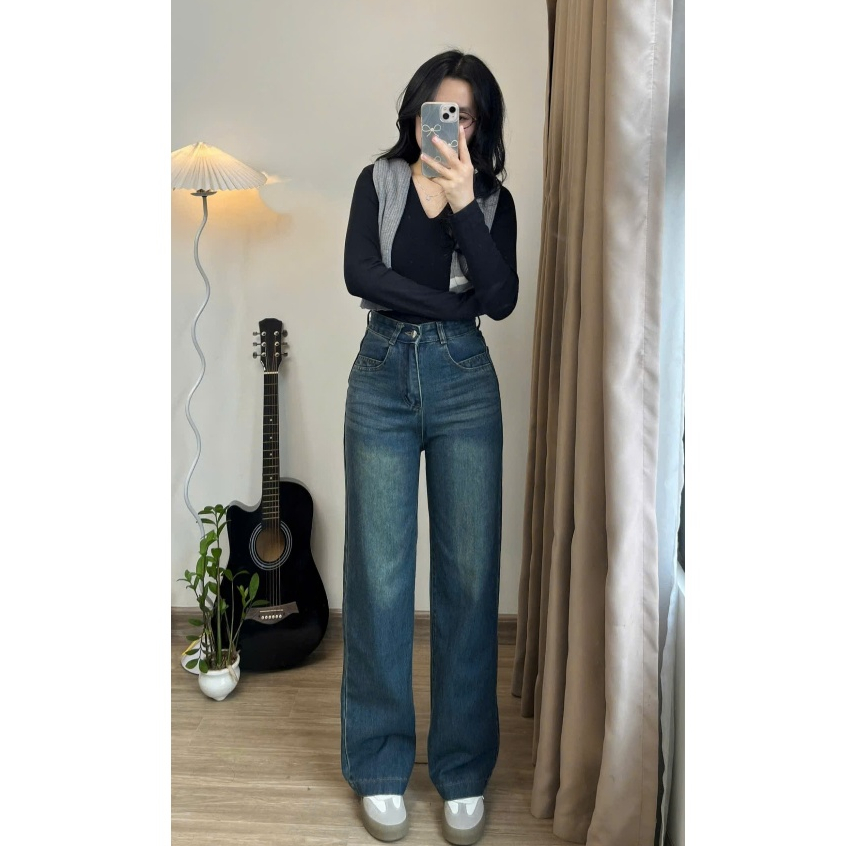 Quần jean nữ Joolate suông trơn denim basic ống đứng màu xanh mài nhẹ dáng basic Jeantron