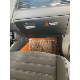 Tấm dán chống xước bảo vệ cốp ghế phụ dành cho xe MITSUBISHI( tấm dán chất liệu Carbon Air Fiber).