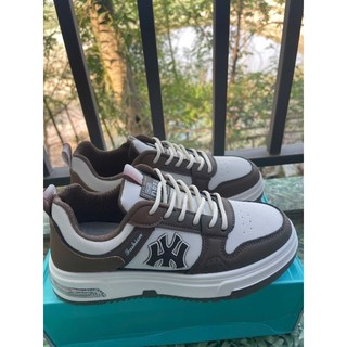 giày thể thao nam sneakers phong cách năng động.