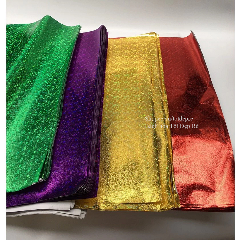 Giấy gói quà lấp lánh khổ 70x50cm