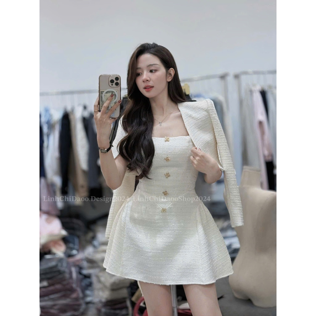 Set bộ đồ váy 2 dây dáng ngắn đính tag đá kèm áo choàng dài tay sang chảnh, Set bộ đồ váy 2 dây phối áo choàng basic