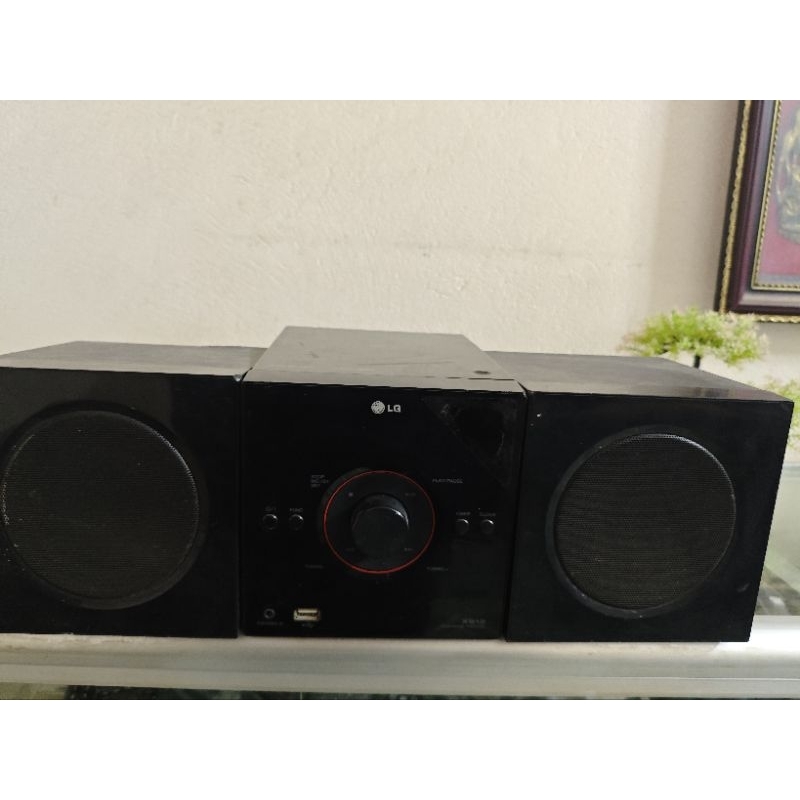 Dàn âm thanh Micro Hifi LG XB12 A0U- nhỏ mà hay : chạy aux và radio ...