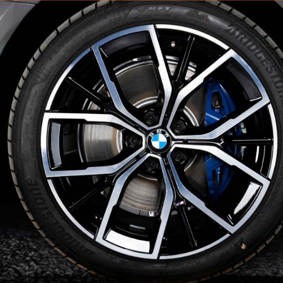 Chai Xịt Bảo Dưỡng Và Phủ Bóng Lốp Xe 3M 39042 LT Tire Dressing 400ml