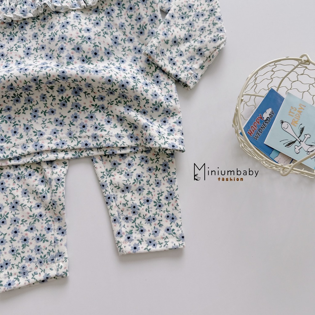 Set bộ thu đông bé gái dáng cổ hoạ tiết vuông in hoa, chất cotton gần mềm mịn, bé 1-6 tuổi Miniumbabyfashion SB2086