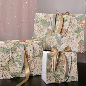 Túi Hộp Quà Tặng Hoa Hồng Happy Time