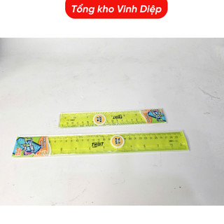 Thước kẻ nhựa dẻo EcoPVC 20cm Deli - Màu ngẫu nhiên - 1/2 chiếc - Chất liệu nhựa an toàn