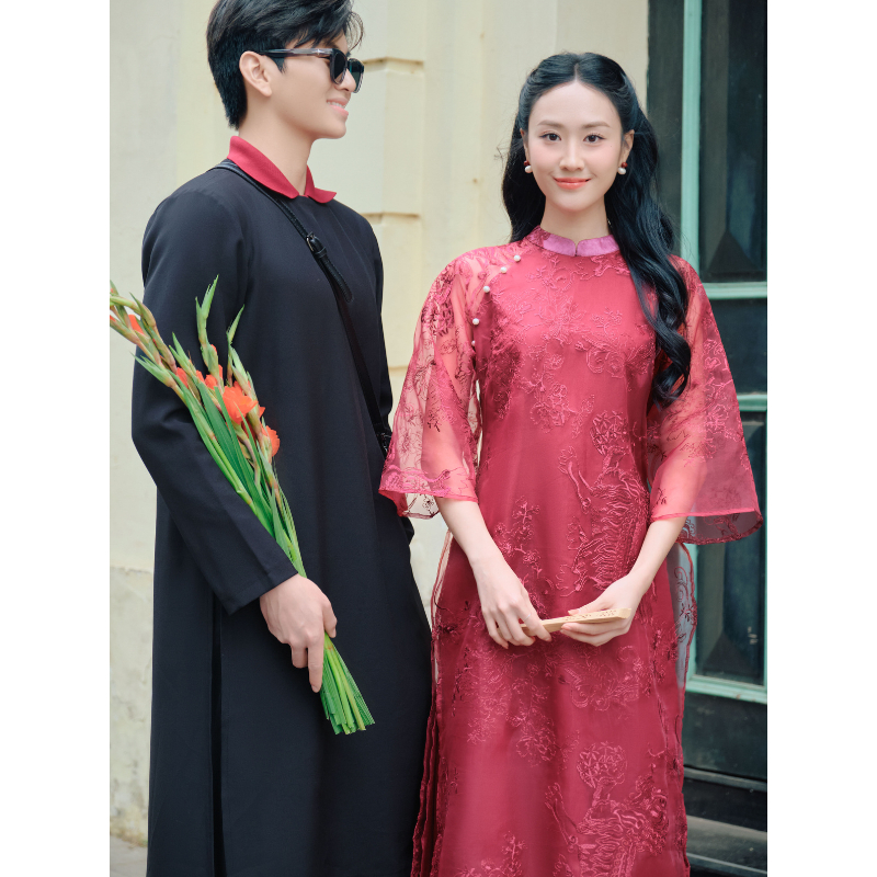 Set áo dài cách tân nam nữ Đỏ, Đen thiết kế LILA áo dài Tết Lân Vũ - Hoa Nhí dáng suông