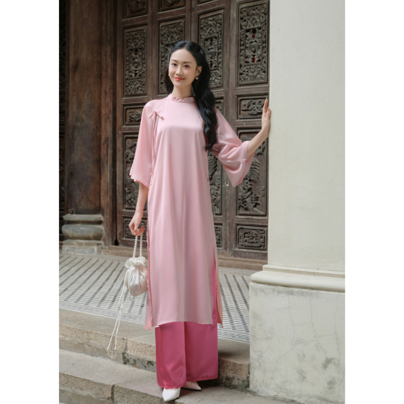 Set áo dài cách tân nam nữ Đỏ,Hồng thiết kế LILA áo dài lụa Tết Phấn Thụy - Hỏa Phong dáng suông