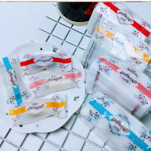Túi kẹo Nougat tập 200 chiếc 4X9,5 Sử dụng sản phẩm giúp các viên kẹo được bảo quản tốt ĐỦ MÀU SẮC