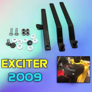 Pat givi lẻ gắn hộp giữa unisex G12N với G10N cho xe Exciter~2009 HH08 men màu đen cao cấp [ƯU ĐÃI-NHẬN QUÀ]