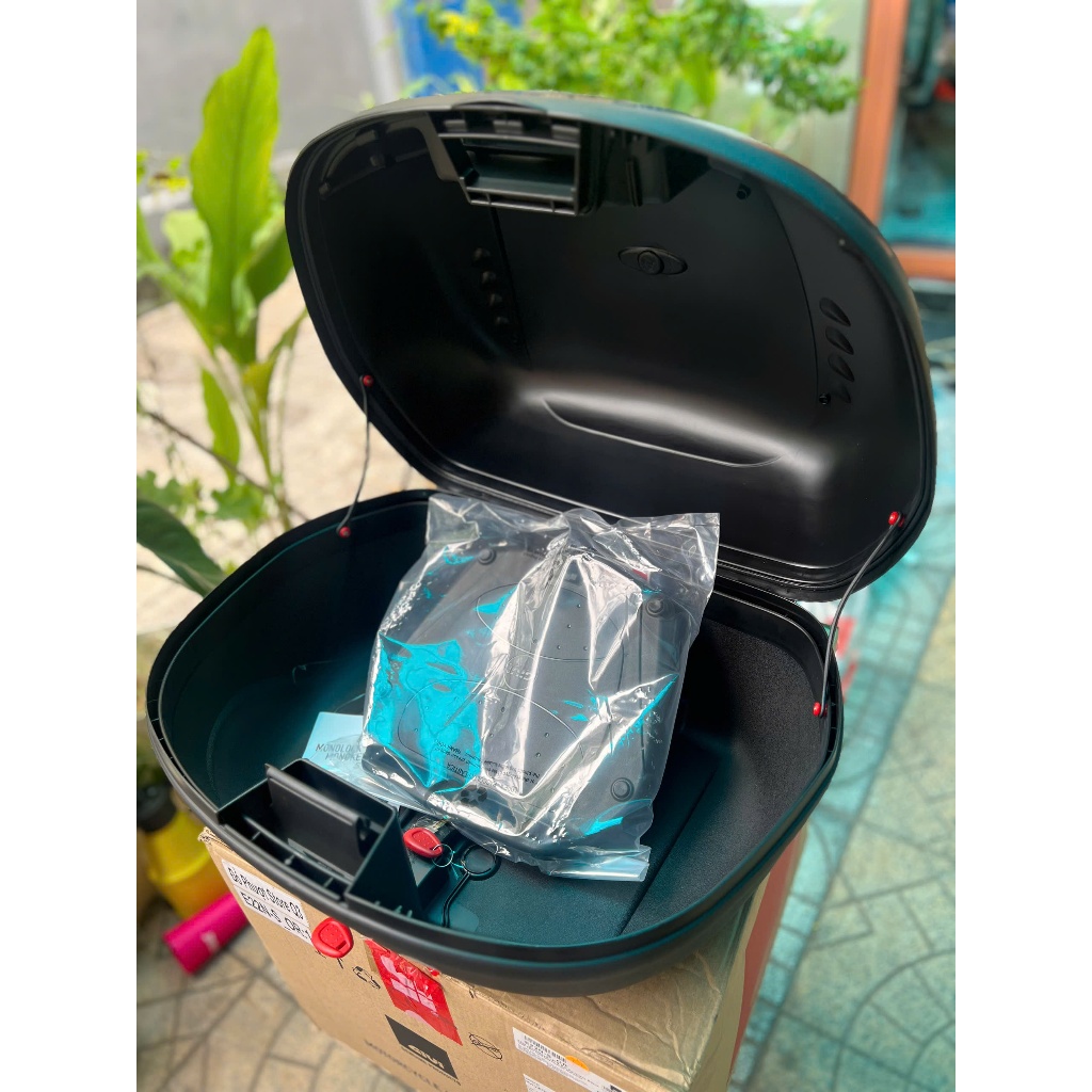 Thùng sau xe máy Givi E450n2 - Chính hãng Givi 45 lít