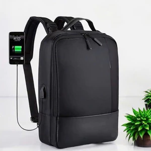 Ba lô laptop unisex có sạc usb 5.2 M.E.N chống trầy xướt [GIÁ TỐT]