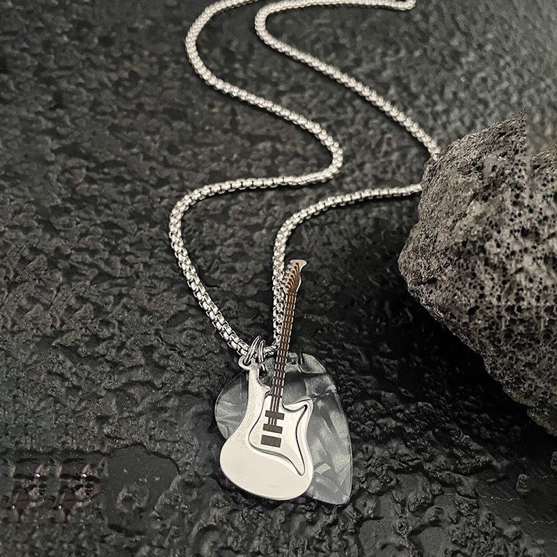 Vòng cổ cây đàn guitar punk rock | Shopee Việt Nam