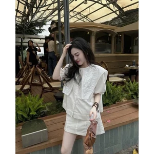 Áo Sơ Mi Trắng Nữ Cổ Thêu Ren Dáng Rộng CHAMIE, Áo Kiểu Nữ Tay Bồng Phối Vạt Thêu Họa Tiết Tiểu Thư Đi Chơi Đi Làm