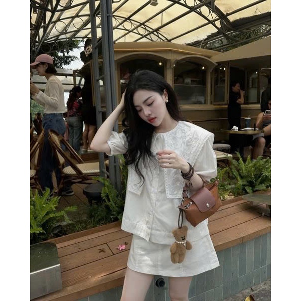 Áo Sơ Mi Trắng Nữ Cổ Thêu Ren Dáng Rộng CHAMIE, Áo Kiểu Nữ Tay Bồng Phối Vạt Thêu Họa Tiết Tiểu Thư Đi Chơi Đi Làm