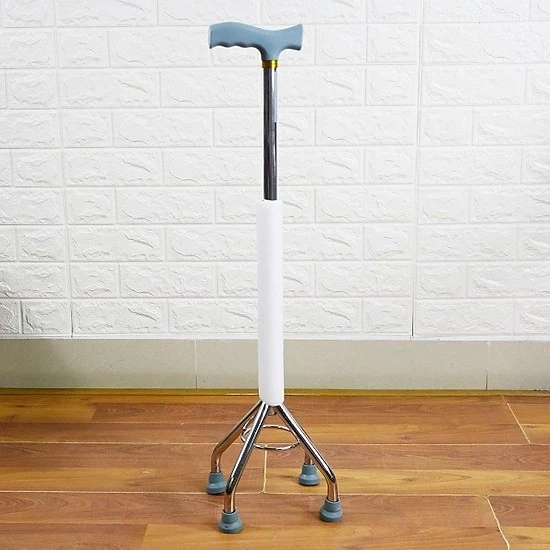 Gậy Chống 3 Chân và 4 Chân Cho Người Già Hỗ Trợ Di Chuyển