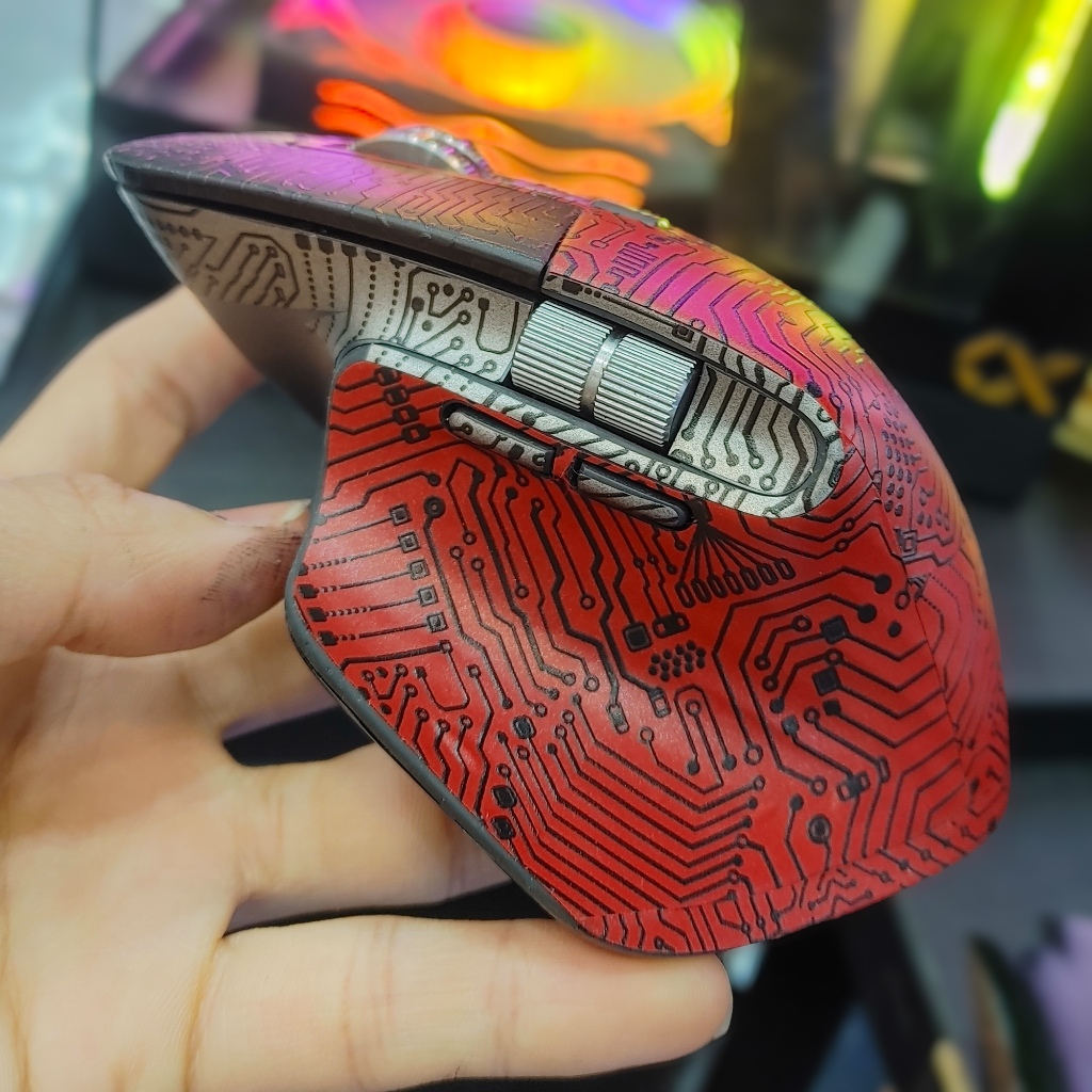 Skin vân nổi dán chuột Logitech MX Master 3 / 3s mẫu mạch điện đỏ chống trơn trượt | Custom theo yêu cầu