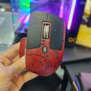 Skin vân nổi dán chuột Logitech MX Master 3 / 3s mẫu mạch điện đỏ chống trơn trượt | Custom theo yêu cầu