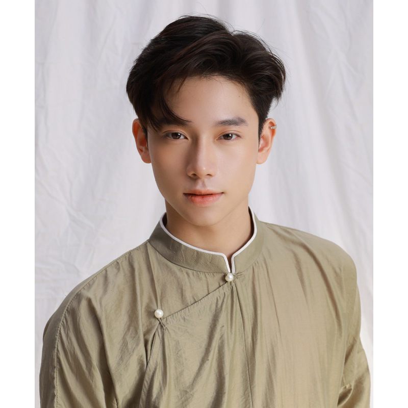Áo dài lụa linen xanh - Thiết kế giới hạn Villa Wings