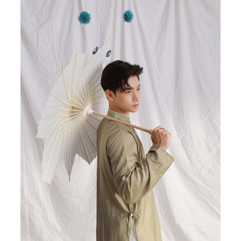 Áo dài lụa linen xanh - Thiết kế giới hạn Villa Wings