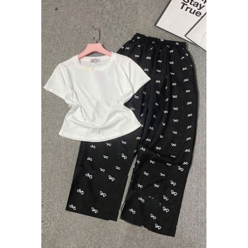 Tổng hợp các sét quần + áo phông croptop cộc tay trơn dáng ngắn chất tăm Hàn lạnh cho Nữ