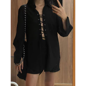 Quần shorts dáng biker vải tweed lưng chun phía sau thoải mái khi mặc