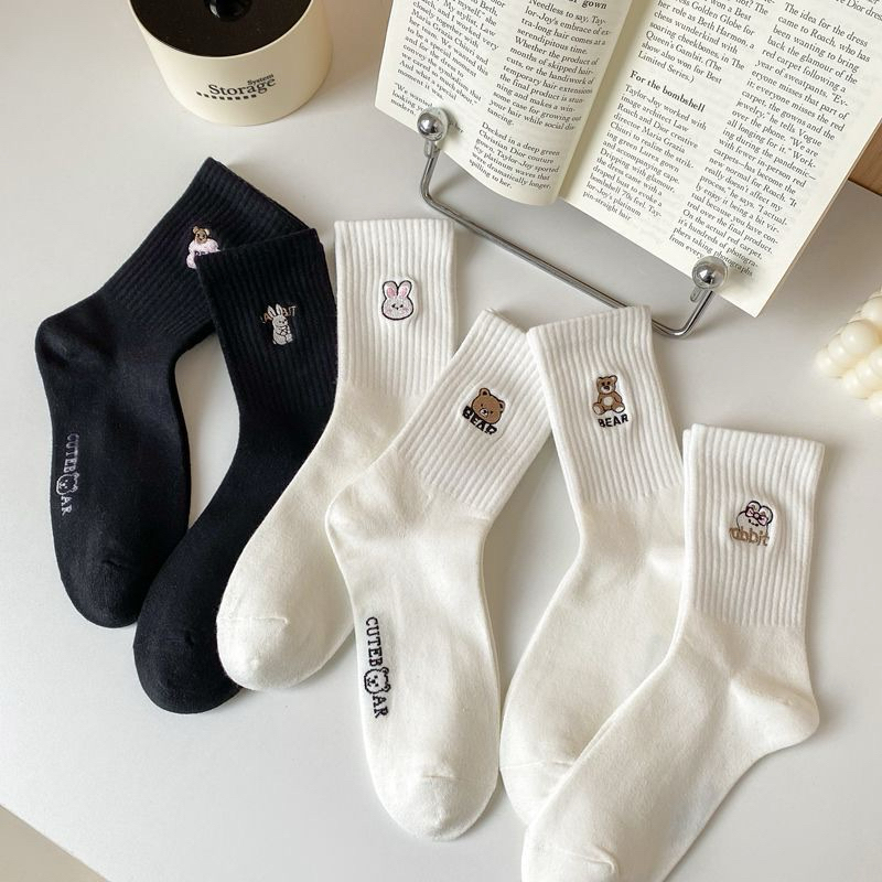 Tất Vớ Nam Nữ Cổ Cao Thêu Hình Thú Gấu Thỏ Siêu Dễ Thương Cotton Thoáng Mát Dễ Phối