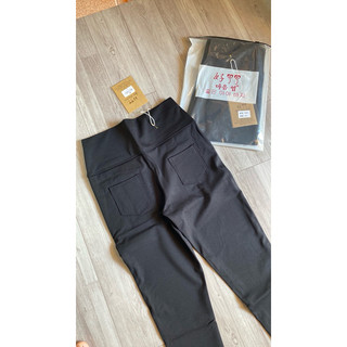 Quần legging ngắn 9 tấc cạp cao – Gọn bụng, tôn dáng, chất mì Hàn cao cấp, co giãn tốt, thoải mái vận động
