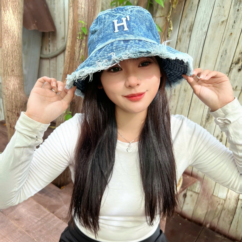 Bucket Chữ H - Đậm